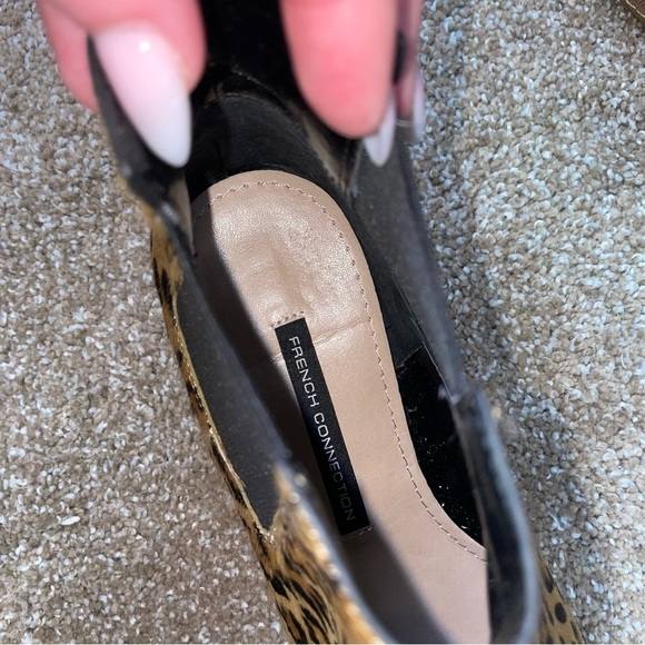 French Connection ankle booties calf hair leopard tan and black heeled SZ 7.5 - Picture 5 of 7